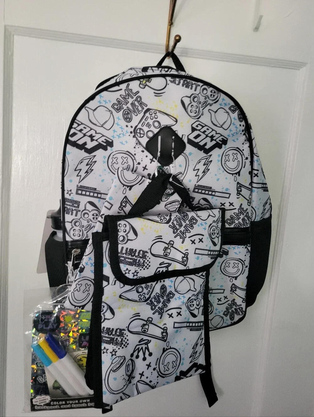 Extreme Nation 7 PC Set Kids Game Print Backpack with Matching Pouch White/Black